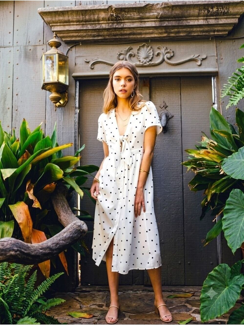 Everly Polka Dot Midrift Midi dress with tie front Size small EUC Cottage